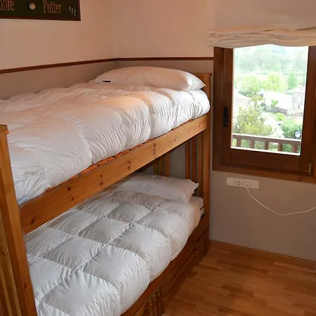 Apartment Con Piscina En Isovol *